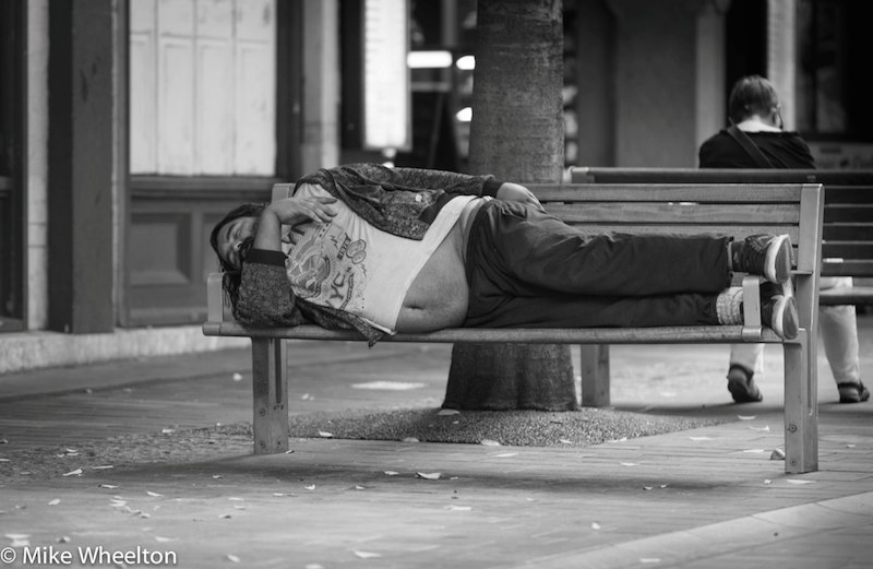 Auckland City street photo, Queent St, black and white