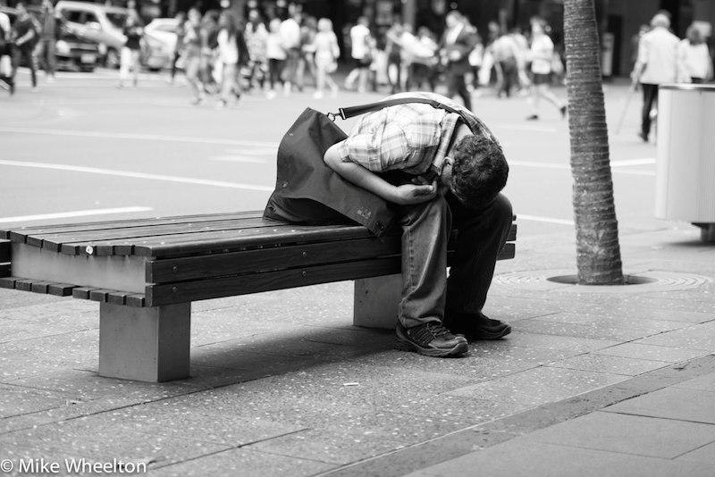 Auckland City street photo, Queent St, black and white
