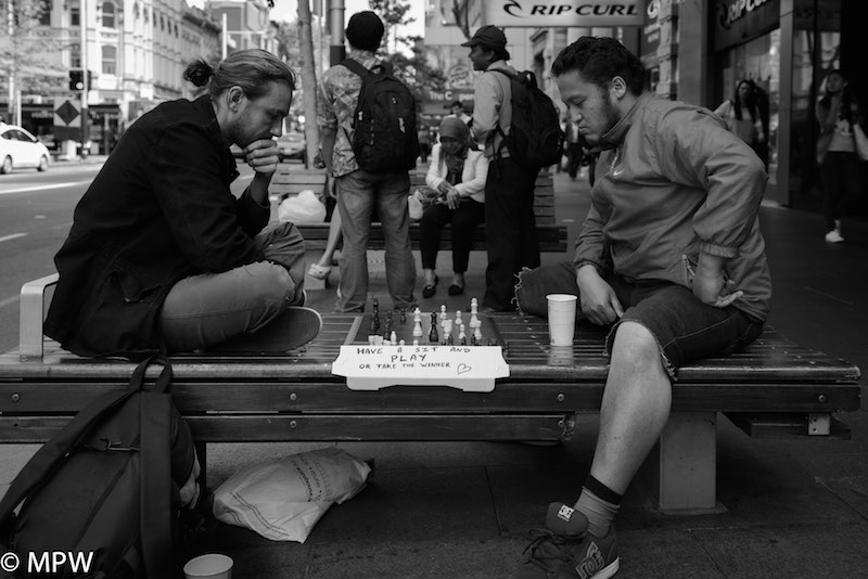 black and white queen street photos