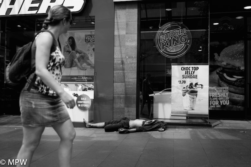 auckland street photos black and white