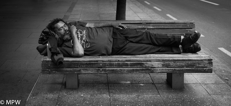 black and white photos queen street