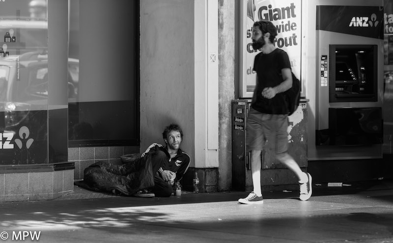 black and white street photos queen street auckland