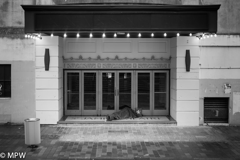 black and white photos queen street auckland mike wheelton