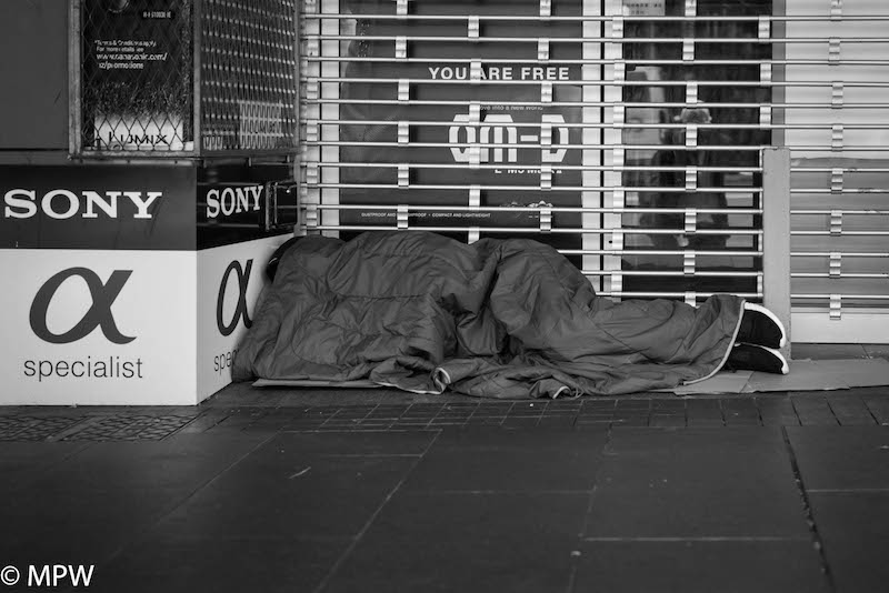 black and white photos queen street auckland mike wheelton