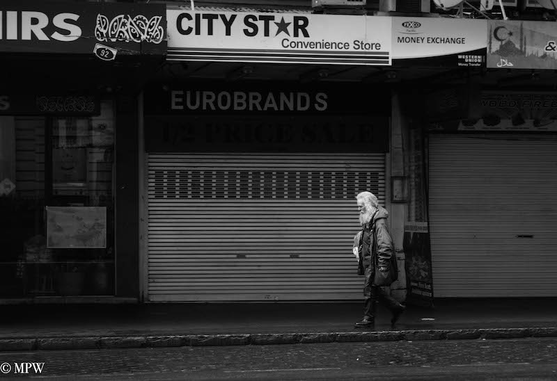 mike wheelton black and white, colour street photography Queen Street Auckland city