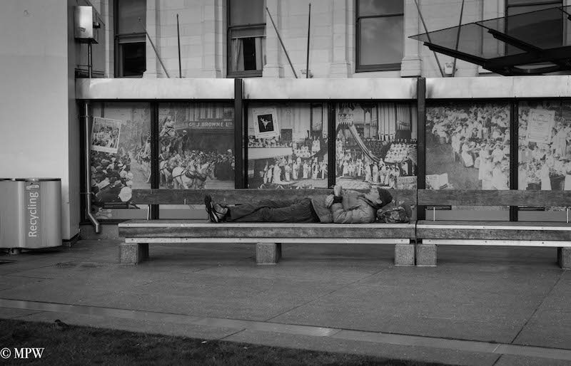mike wheelton black and white, colour street photography Queen Street Auckland city