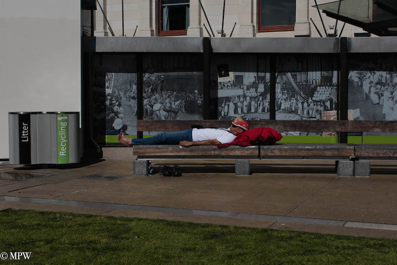 mike wheelton black and white, colour street photography Queen Street Auckland city