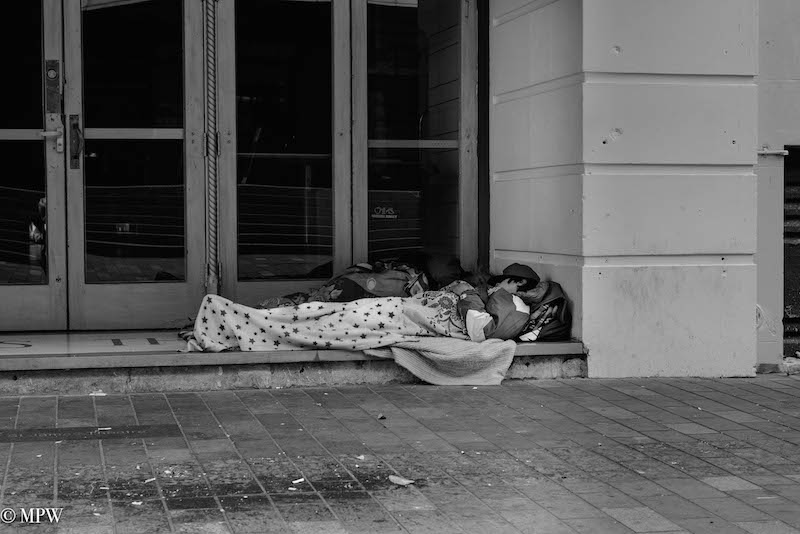 mike wheelton the  largest collection of colour, black and white street photography, in Queen Street, Auckland city, New Zealand.
