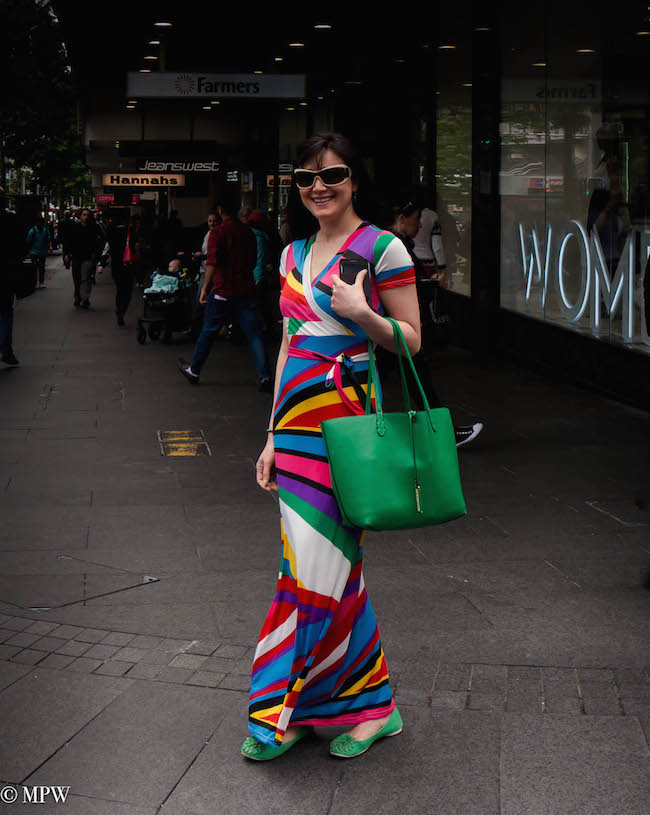 Mike Wheelton. The largest collection of colour, black and white street photography. Taken in and around Queen Street, Auckland city, New Zealand.