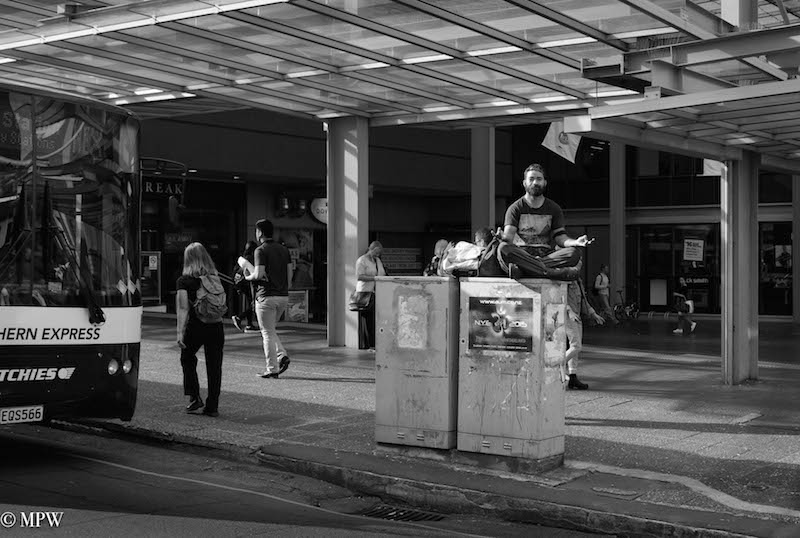 Mike Wheelton. The largest collection of colour, black and white street photography. Taken in and around Queen Street, Auckland city, New Zealand.