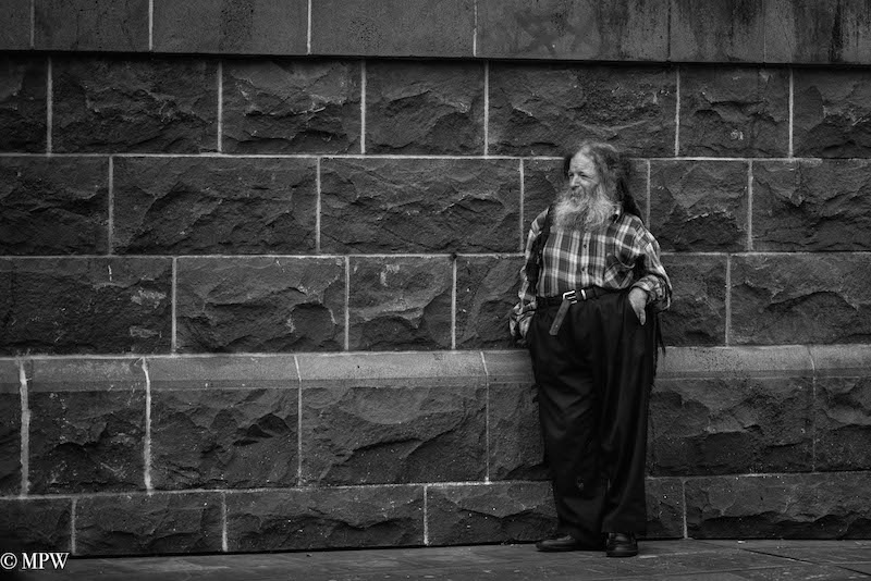 Mike Wheelton. The largest collection of colour, black and white street photography. Taken in and around Queen Street, Auckland city, New Zealand.