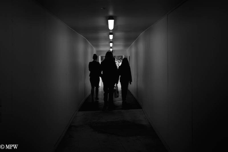 Mike Wheelton. The largest collection of colour, black and white street photography. Taken in and around Queen Street, Auckland city, New Zealand.