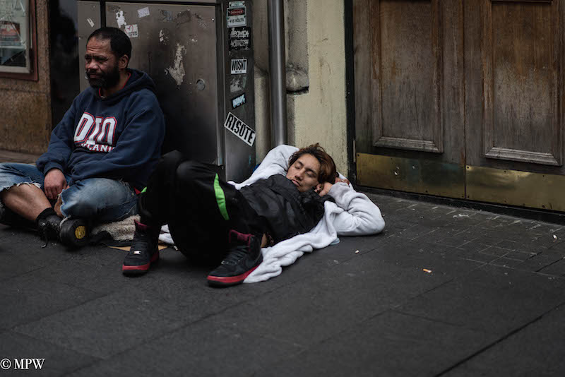 Mike Wheelton. The largest collection of colour, black and white street photography. Taken in and around Queen Street, Auckland city, New Zealand.