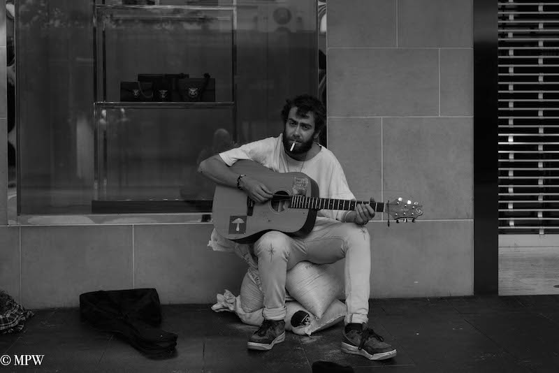 Mike Wheelton. The largest collection of colour, black and white street photography. Taken in and around Queen Street, Auckland city, New Zealand.