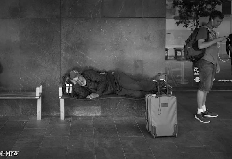 Mike Wheelton photo storyteller. The largest collection of colour, black and white street photography. Taken in and around Queen Street, Auckland city, New Zealand.