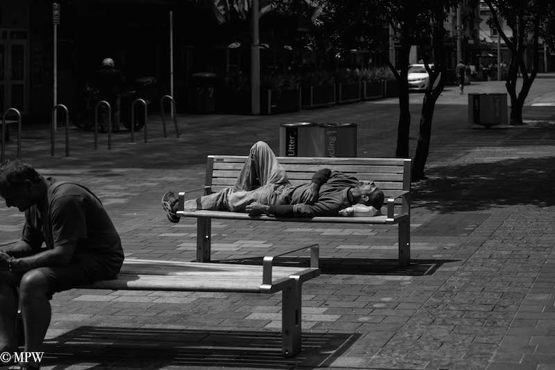 Mike Wheelton photo storyteller. The largest collection of colour, black and white street photography. Taken in and around Queen Street, Auckland city, New Zealand.