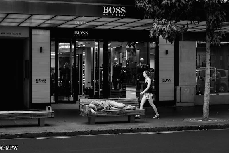 Mike Wheelton photo storyteller. The largest collection of colour, black and white street photography. Taken in and around Queen Street, Auckland city, New Zealand.