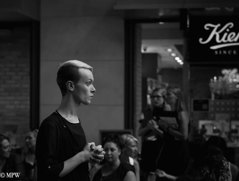 Mike Wheelton photo storyteller. The largest collection of colour, black and white street photography. Taken in and around Queen Street, Auckland city, New Zealand.