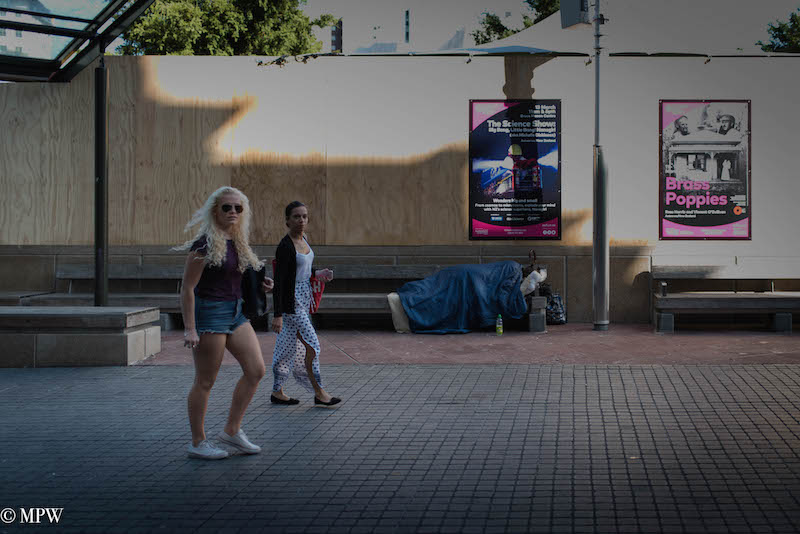 Mike Wheelton photo storyteller. The largest collection of colour, black and white street photography. Taken in and around Queen Street, Auckland city, New Zealand.