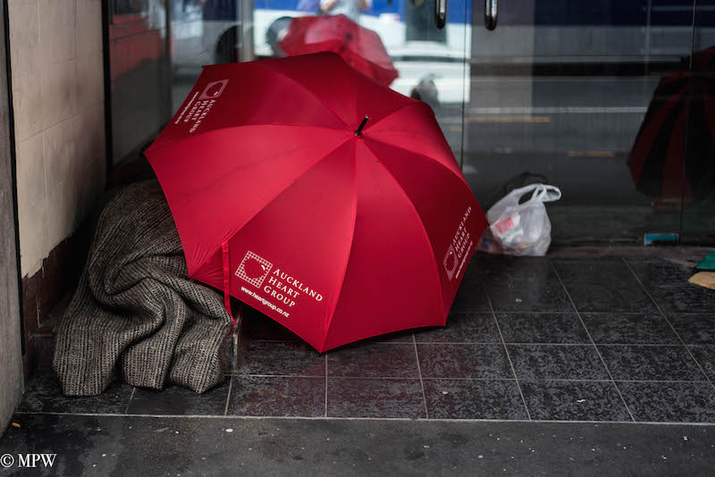 Mike Wheelton photo storyteller. The largest collection of colour, black and white street photography. Taken in and around Queen Street, Auckland city, New Zealand.