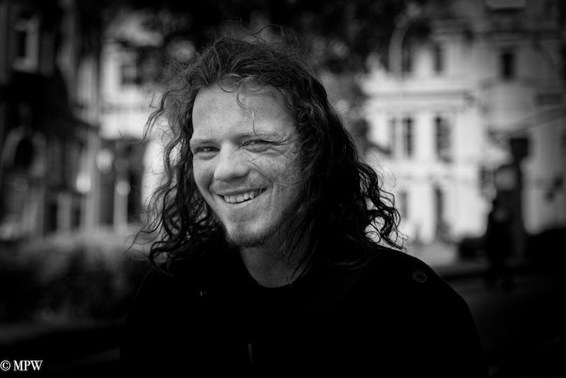 Mike Wheelton photo storyteller. The largest collection of colour, black and white street photography. Taken in and around Queen Street, Auckland city, New Zealand