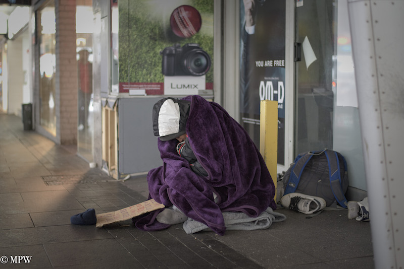 Mike Wheelton photo storyteller. The largest collection of colour, black and white street photography. Taken in and around Queen Street, Auckland city, New Zealand.