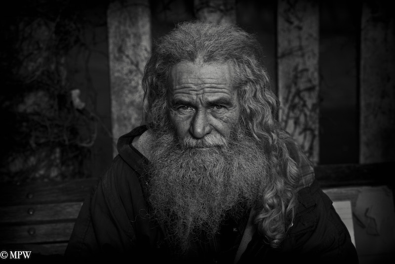 Mike Wheelton photo storyteller. The largest collection of colour, black and white street photography. Taken in and around Queen Street, Auckland city, New Zealand.