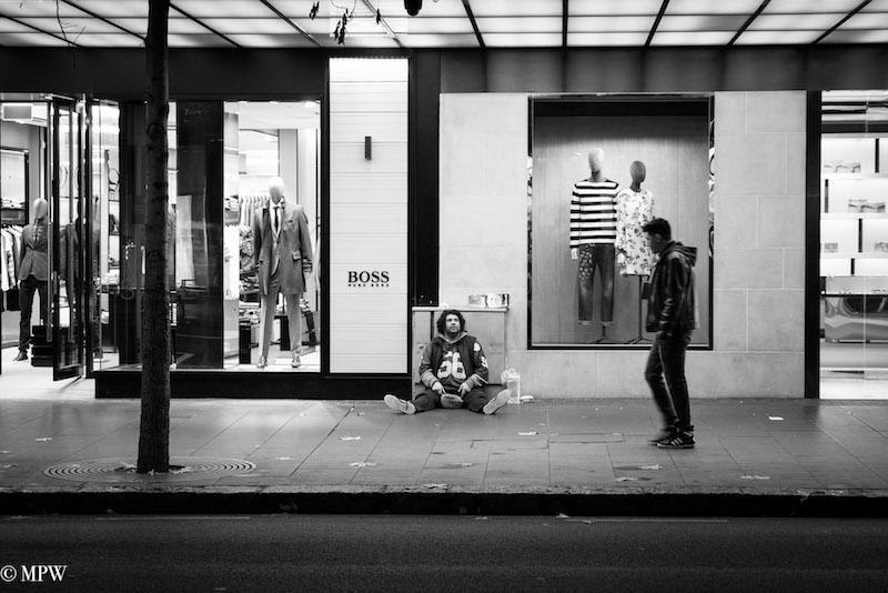 Mike Wheelton photo storyteller. The largest collection of colour, black and white street photography. Taken in and around Queen Street, Auckland city, New Zealand.
Special thanks to the Auckland City Council and the National Government.