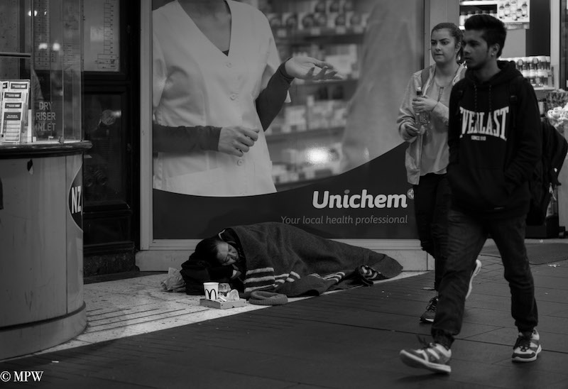 Mike Wheelton photo storyteller. The largest collection of colour, black and white street photography. Taken in and around Queen Street, Auckland city, New Zealand.