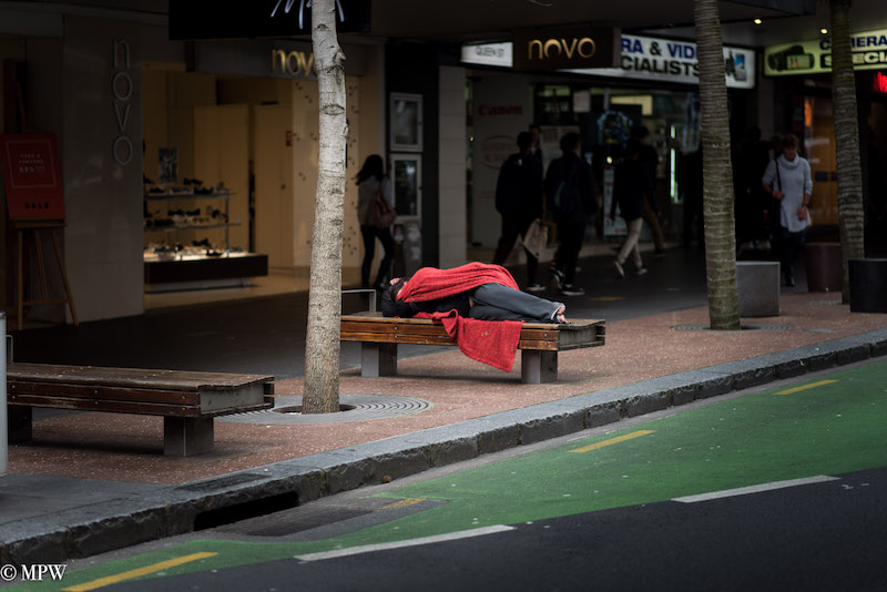 Mike Wheelton photo storyteller. The largest collection of colour, black and white street photography. Taken in and around Queen Street, Auckland city, New Zealand.