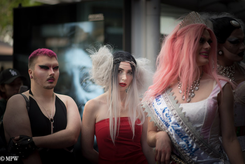 Mike Wheelton photo storyteller. The largest collection of colour, black and white street photography. Taken in and around Queen Street, Auckland city, New Zealand.