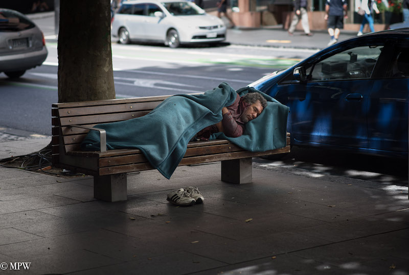 ike Wheelton photo storyteller. The largest collection of colour, black and white street photography. Taken in and around Queen Street, Auckland city, New Zealand.