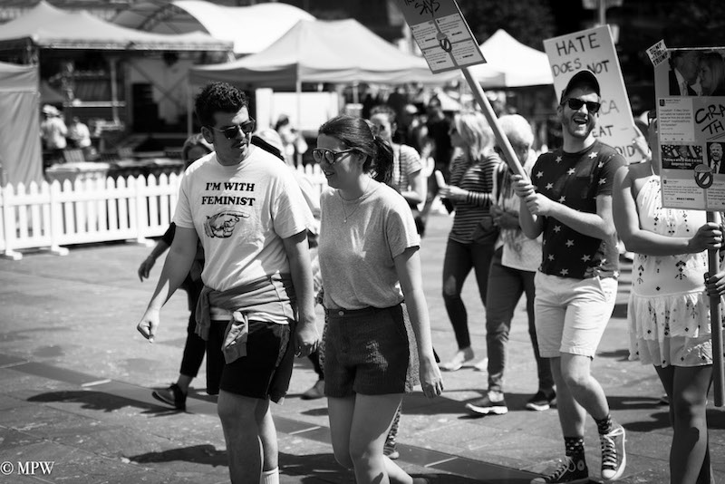 Mike Wheelton photo storyteller. The largest collection of colour, black and white street photography. Taken in and around Queen Street, Auckland city, New Zealand.