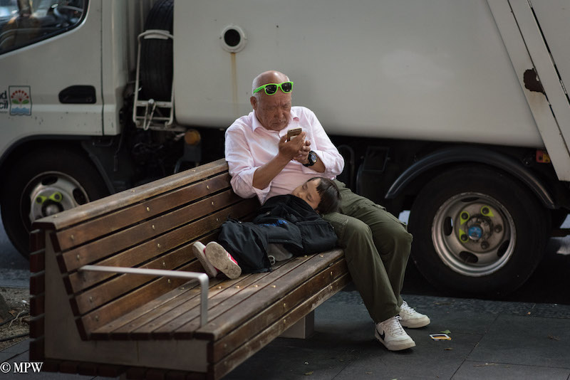 Mike Wheelton photo storyteller. The largest collection of colour, black and white street photography. Taken in and around Queen Street, Auckland city, New Zealand.

