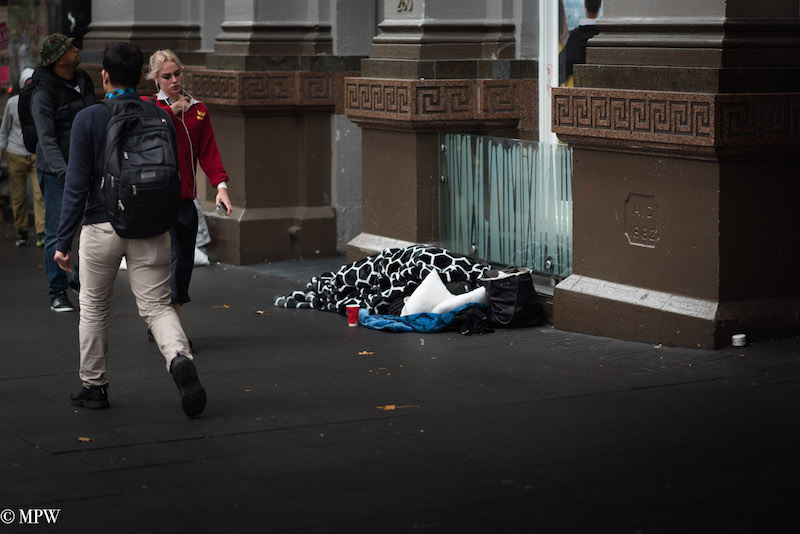 Mike Wheelton street photographer. Colour, black and white street photography. Queen Street, Auckland city, New Zealand.