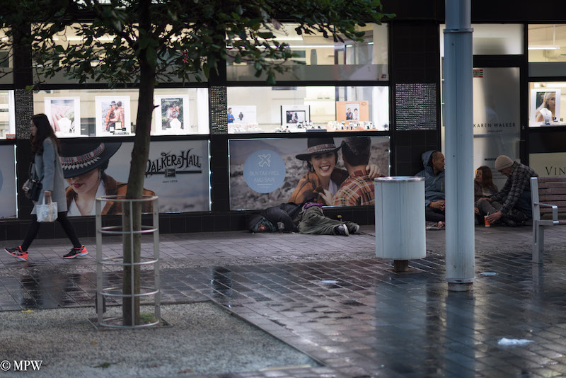 Mike Wheelton street photographer. Colour and black and white. Queen Street, Auckland city, New Zealand.
