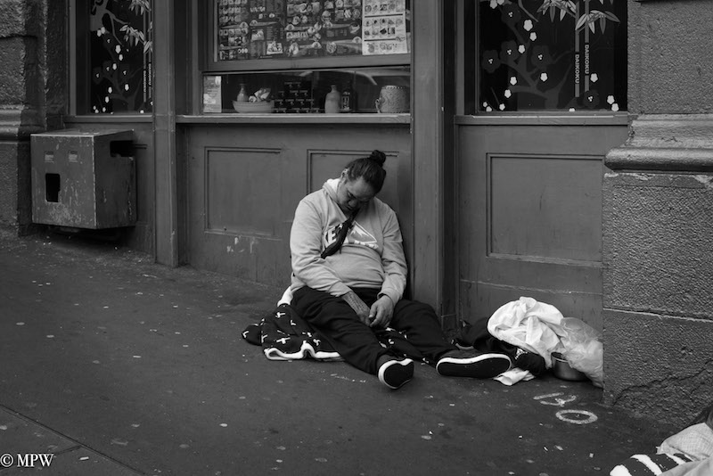 Mike Wheelton street photographer. The largest collection of colour, black and white street photography. Taken in and around Queen Street, Auckland city, New Zealand.