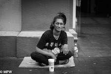 black and white street photo queenstreet auckland