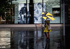 mike wheelton black and white, colour street photography Queen Street Auckland city
