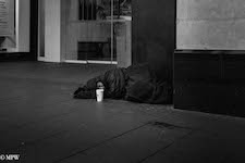 mike wheelton black and white, colour street photography Queen Street Auckland city