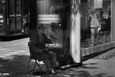Mike Wheelton. The largest collection of colour, black and white street photography. Taken in and around Queen Street, Auckland city, New Zealand.