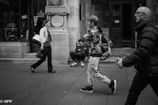 Mike Wheelton. The largest collection of colour, black and white street photography. Taken in and around Queen Street, Auckland city, New Zealand.