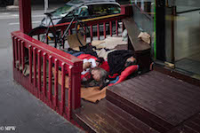 Mike Wheelton. The largest collection of colour, black and white street photography. Taken in and around Queen Street, Auckland city, New Zealand.
