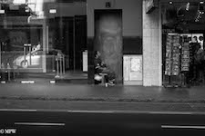 Mike Wheelton photo storyteller. The largest collection of colour, black and white street photography. Taken in and around Queen Street, Auckland city, New Zealand.