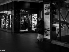 Mike Wheelton photo storyteller. The largest collection of colour, black and white street photography. Taken in and around Queen Street, Auckland city, New Zealand.