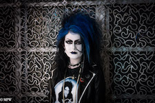 Mike Wheelton photo storyteller. The largest collection of colour, black and white street photography. Taken in and around Queen Street, Auckland city, New Zealand.