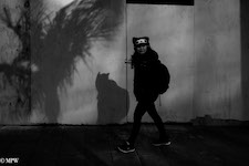 Mike Wheelton photo storyteller. The largest collection of colour, black and white street photography. Taken in and around Queen Street, Auckland city, New Zealand.