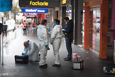 Mike Wheelton photo storyteller. The largest collection of colour, black and white street photography. Taken in and around Queen Street, Auckland city, New Zealand.