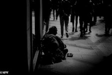 Mike Wheelton photo storyteller. The largest collection of colour, black and white street photography. Taken in and around Queen Street, Auckland city, New Zealand