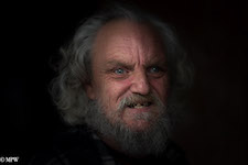 Mike Wheelton photo storyteller. The largest collection of colour, black and white street photography. Taken in and around Queen Street, Auckland city, New Zealand.